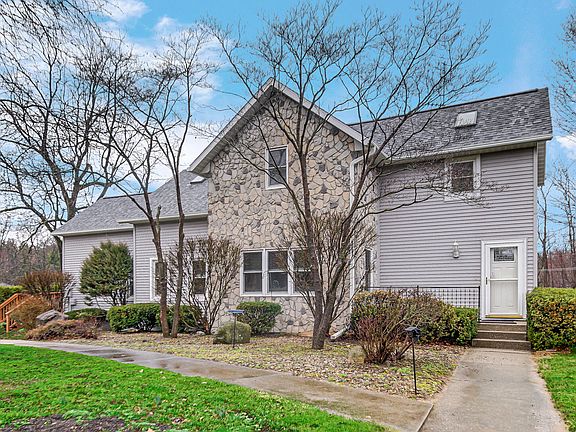 2nd image of 2992 N Tiffany Dr