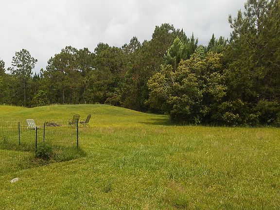 4th image of 10765 Deerfoot Ln