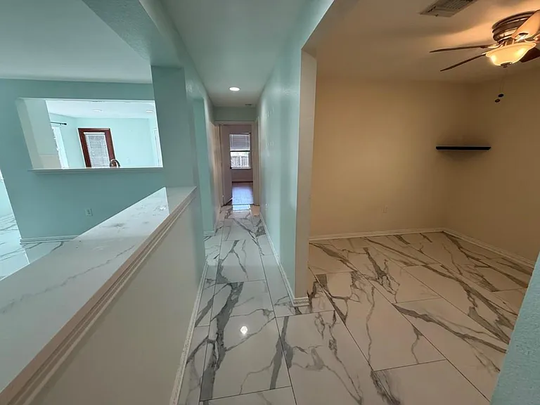 6600 Glebe Path — Photo 8