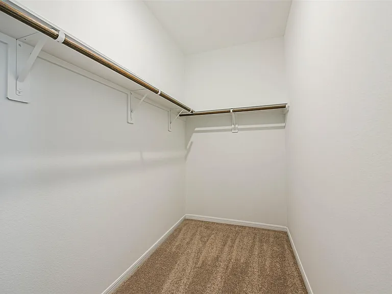 3075 Clydesdale Dr — Photo 25