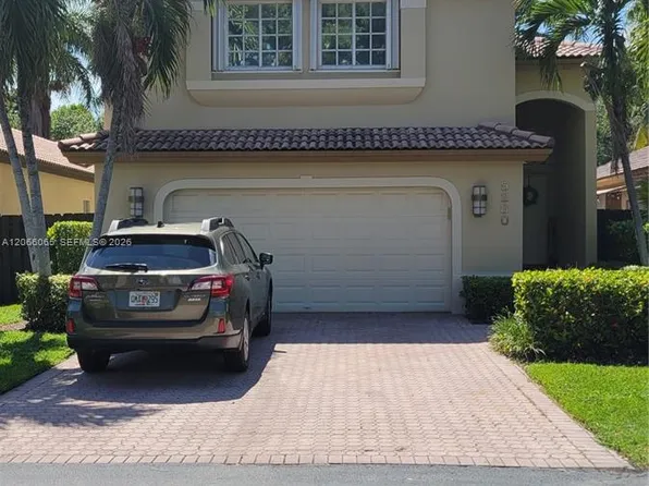 5280 NW 113th Pl, Doral, FL 33178