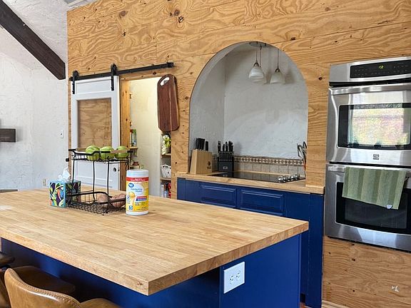 4th image of 401 N 19th St