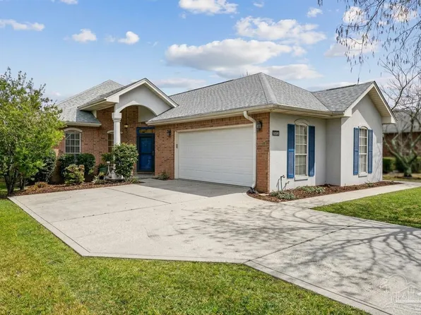 4118 Oak Pointe Dr, Gulf Breeze, FL 32563
