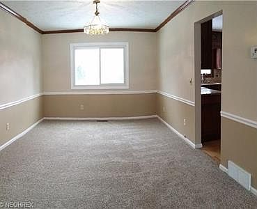 5th image of 31115 Jonathan Ln