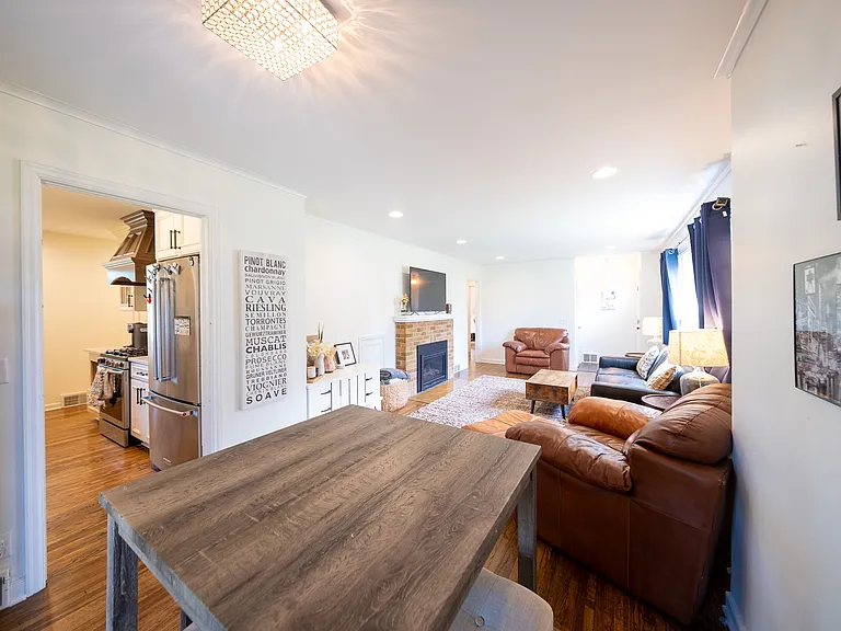 4948 Normandy Pl — Photo 8