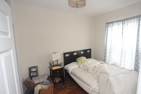 Rented by Jonis Realty | media 7