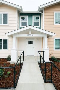 1750 E 63rd St #8, Los Angeles, CA, 90001