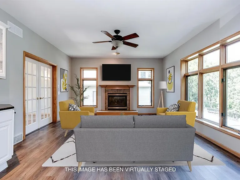 1245 Saint Patrick Way — Photo 18