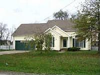 1st image of 775 Gardendale Ln