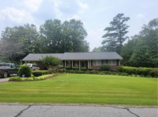 139 Ridgewood Cir, Greenwood, SC 29649