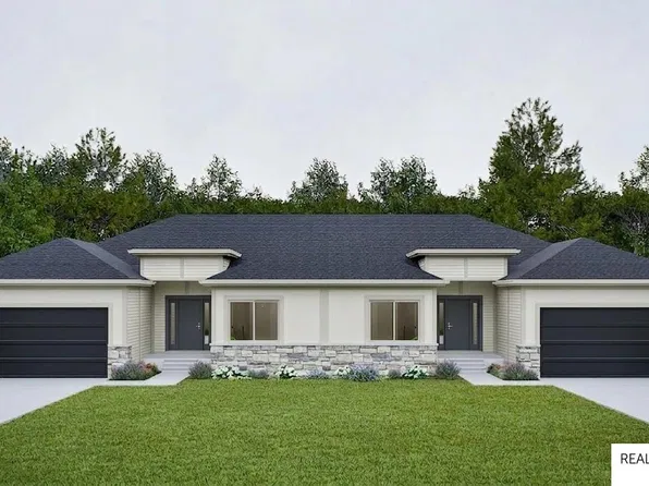 4914 N 213th St, Elkhorn, NE 68022