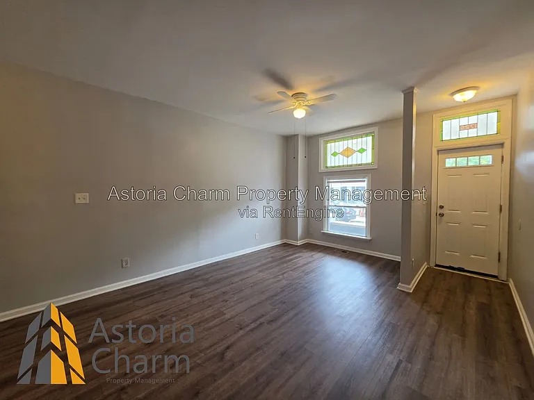 1726 Darley Ave — Photo 5