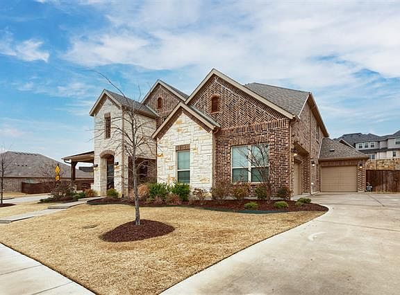 3rd image of 1280 Balloch Dr