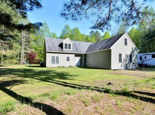 2070 Hubbard Rd, Lanexa, VA 23089