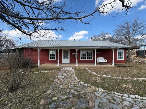 520 State Highway 16 N, Goldthwaite, TX 76844