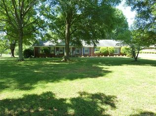 13848 Idlewild Rd, Matthews, NC 28105