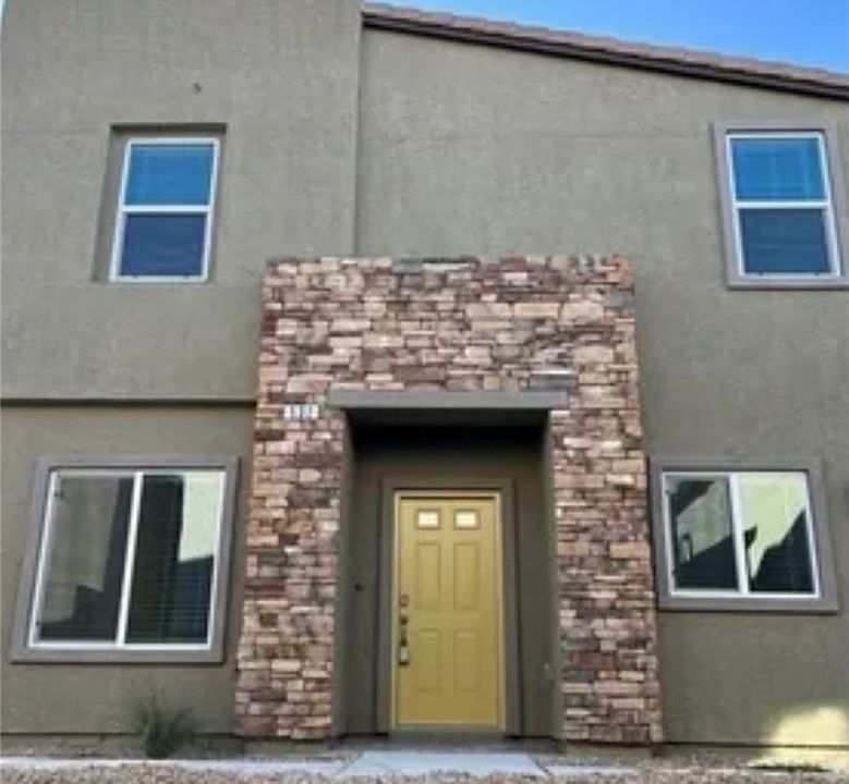 1st image of 532 Ripple Brook Ct