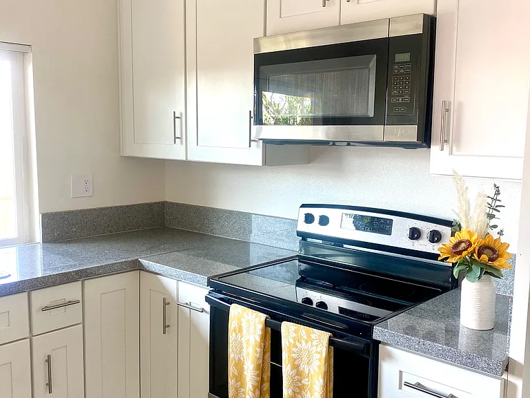 6818 Los Verdes Dr #5 — Photo 1