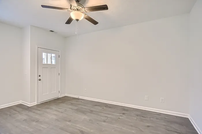 357 Raines Ct — Photo 9