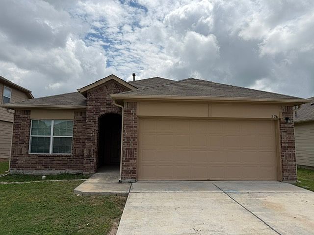 1st image of 226 Hess Dr