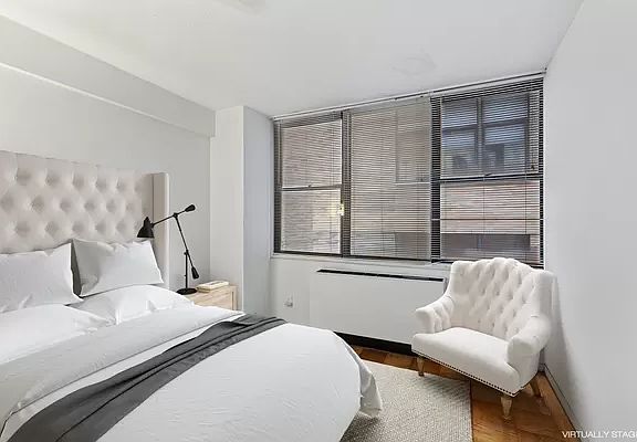 5th image of 301 E 45th St APT 7A