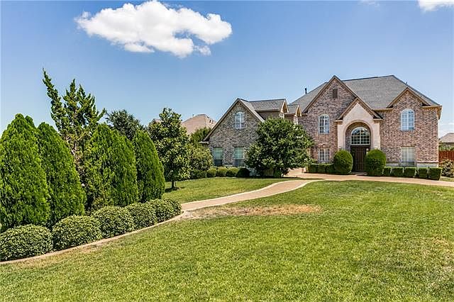 1st image of 3206 Walker Dr