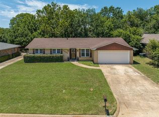 2709 Paula Dr, Denison, TX 75020