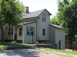 733 Crescent St, Athol, MA 01331