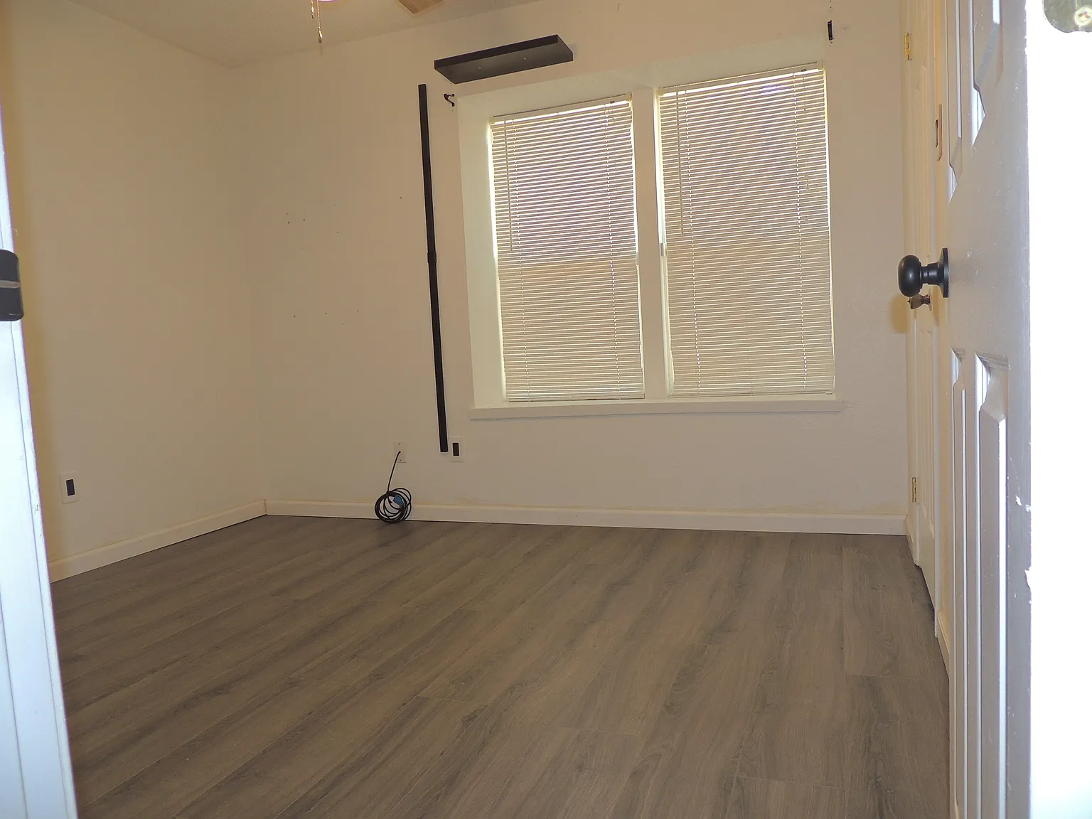 2187 Glenwood Drive - 1 — Photo 4