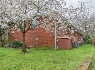 1615 6th Ave N #C, Nashville, TN 37208