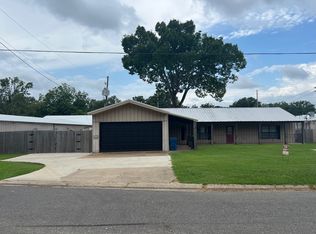 400 Lee St, Benton, LA 71006