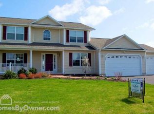 5094 Constitution Ln, Liverpool, NY 13088