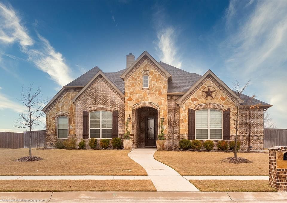 1st image of 1121 Texanna Trl