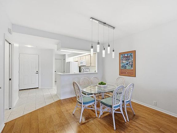 2nd image of 28072 Cavendish CT #2204