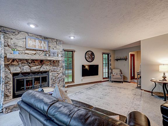 5th image of 510 Rosehill Rd