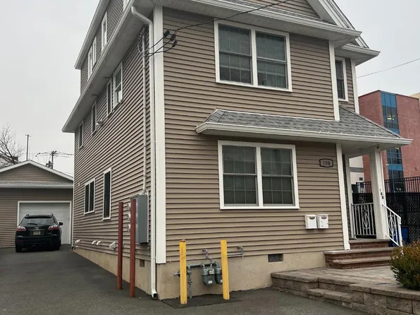 108 Marsellus Pl #2, Garfield, NJ 07026