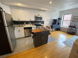 234 Hanover St APT 2, Boston, MA 02113