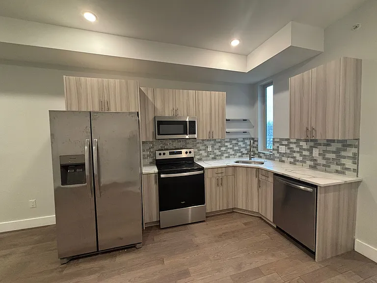 2443 N Marshall St #C3 — Photo 1