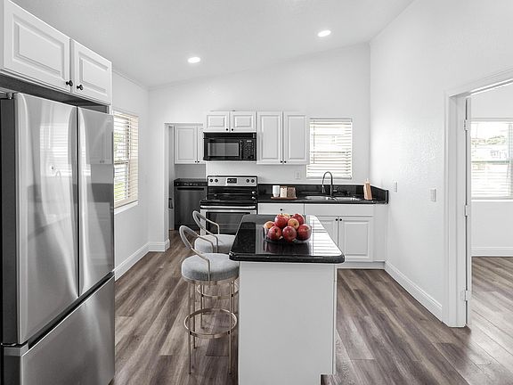 4th image of 1801 N 25TH Street