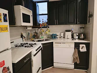 Rented by Chartwell Manhattan Realty