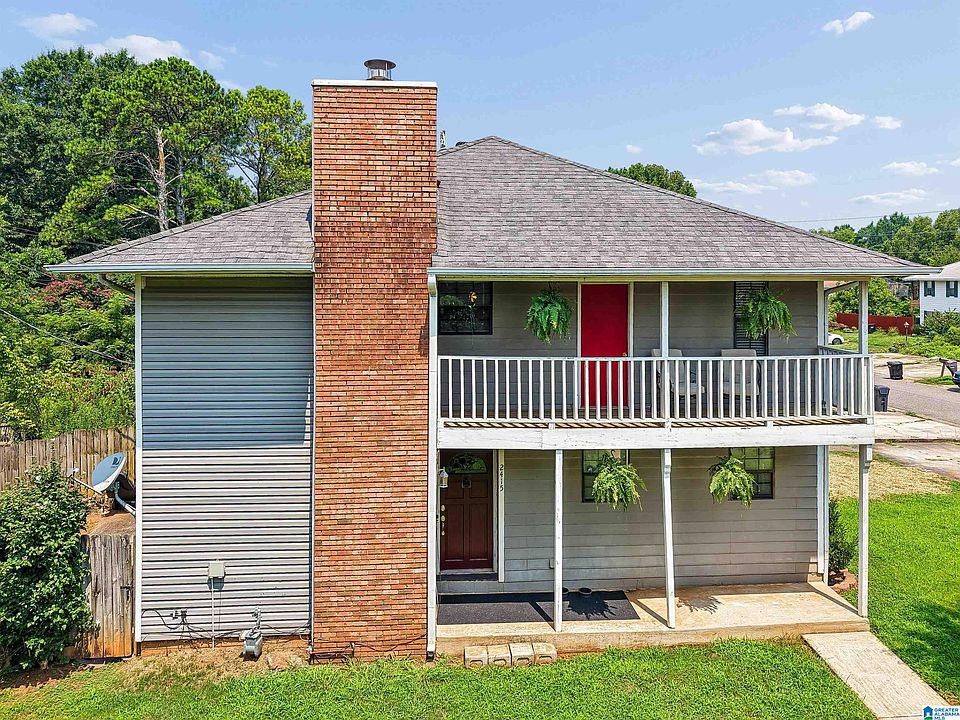 1st image of 2415 Hampstead Dr