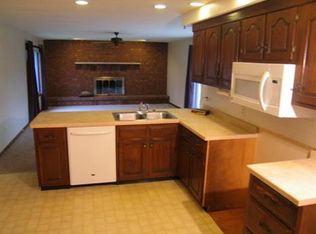 505 Margaret St, Combined Locks, WI 54113