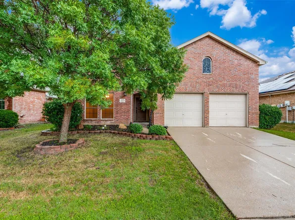 1817 Heron Dr, Aubrey, TX 76227