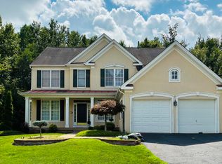 2771 Burrough Hill Ln, Woodbridge, VA 22191