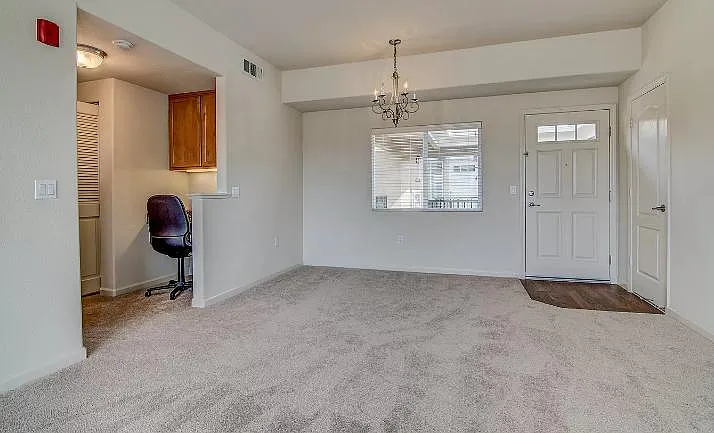 700 Moon Cir — Photo 8