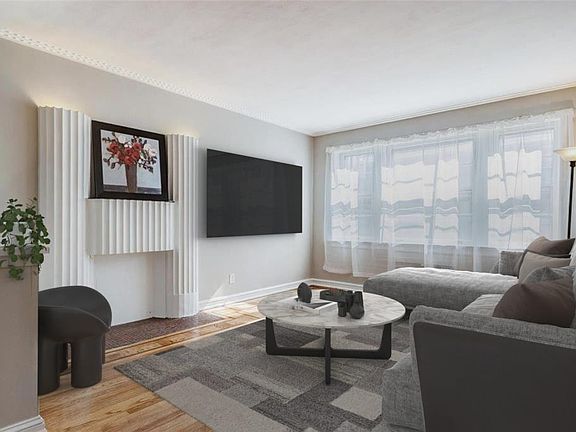 5th image of 7536 York Dr APT 1B