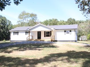 4121 Old Moss Rd, Baxter, TN 38544