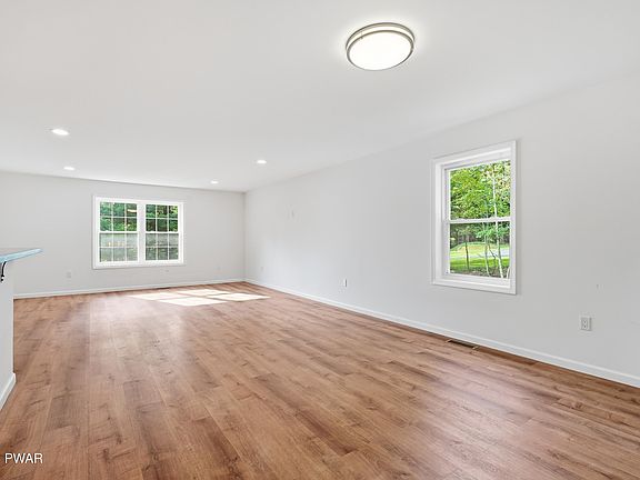 4th image of 101 Apple Dr