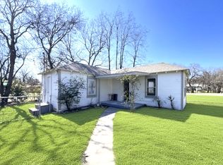 204 SW 13th St, Mineral Wells, TX 76067