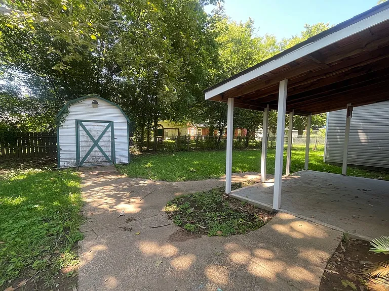 1020 Wanda Dr — Photo 11